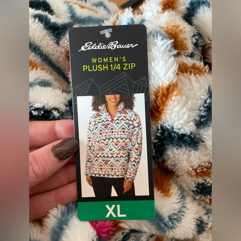 Eddie Bauer Women’s Vanilla Aztec Plush ¼ ZIp Size XL - Picture 6 of 11